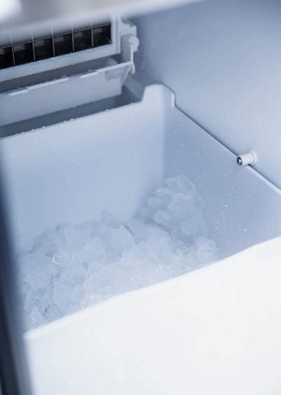 Summerset 15" 50 lb. UL Outdoor Rated Ice Maker With Gravity Drain