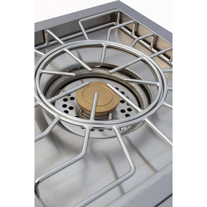 Close-up of American Made Grills Alturi power burner's dual-ring burner and heavy-duty stainless steel cooking grate.