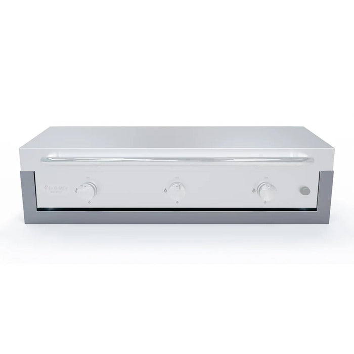 Front view of Le Griddle 105 Series built-in gas griddle with closed stainless steel lid and three control knobs fitted into an insulating liner.